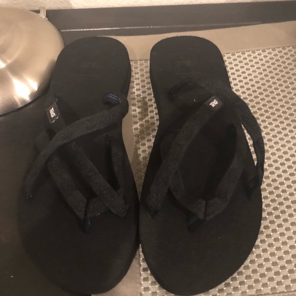 Teva Shoes - TEVA Olawahu sandals